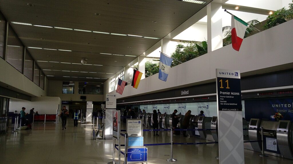 LAX Terminal 7​, Terminal 7 LAX​, LAX Terminal 7 map, LAX Terminal 7 arrivals, LAX Terminal 7 departures