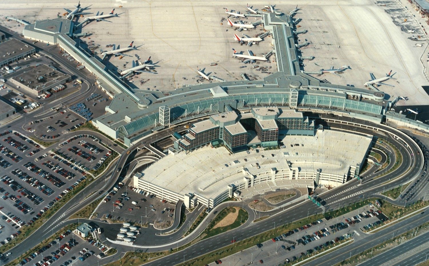 yyz airport terminal 3